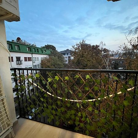 Pavlovic Apartman Белград Екстериор снимка