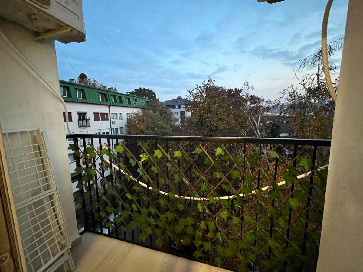 Pavlovic Apartman Белград Екстериор снимка